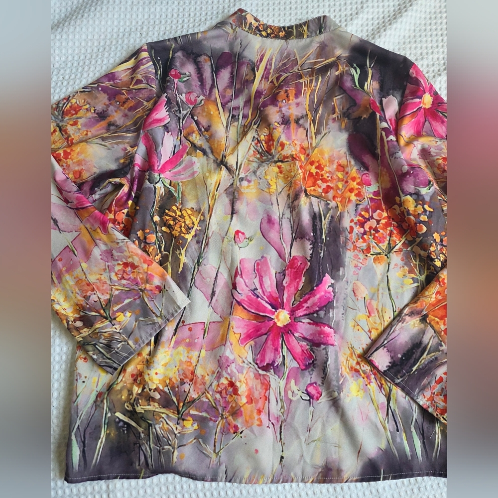 5/25$ Women's Floral Blouse - Picture 12 of 15